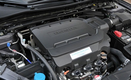 Mười động cơ của năm 2014 - 8 Động cơ cung cấp cho chiếc Chevrolet công suất 455 mã lực,
momen xoắn cực đại 624 Nm