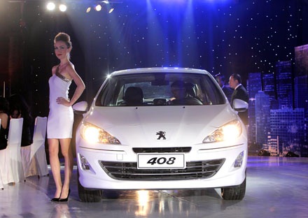 Peugeot 408 có giá 1,049 tỷ đồng tại Việt Nam - 2 Peugeot 408 có giá 1,049 tỷ đồng