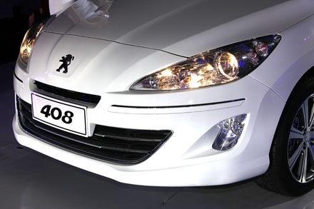 Peugeot 408 có giá 1,049 tỷ đồng tại Việt Nam - 4 Peugeot 408 có giá 1,049 tỷ đồng