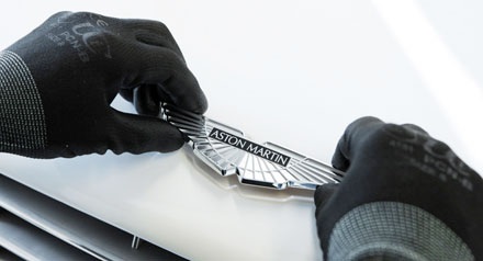 Aston Martin chính thức bắt tay với AMG - 2 Aston Martin chính thức bắt tay với AMG