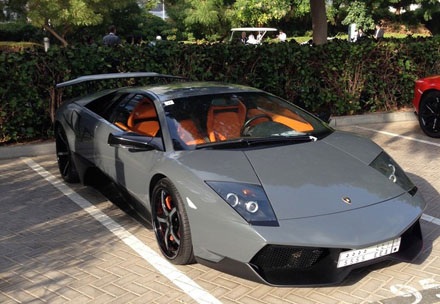 Lamborghini đưa nhau đến Dubai kỷ niệm 50 năm thành lập hãng