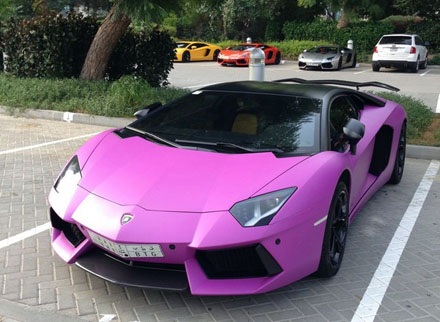 Lamborghini đưa nhau đến Dubai kỷ niệm 50 năm thành lập hãng