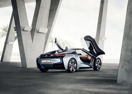 BMW i8 Spyder đối mặt với khó khăn trong sản xuất - 2 BMW i8 Spyder đối mặt với khó khăn trong sản xuất