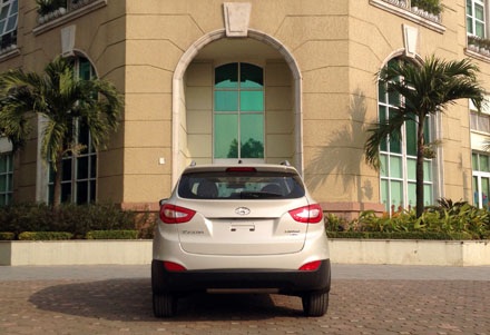 Hyundai Tucson mới có giá bán từ 935 triệu đồng - 6 Hyundai Tucson mới có giá bán từ 935 triệu đồng