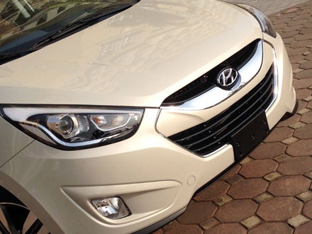 Hyundai Tucson mới có giá bán từ 935 triệu đồng - 3 Hyundai Tucson mới có giá bán từ 935 triệu đồng