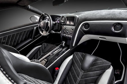 Download
trọn bộ hình nền độ phân giải cao mẫu Nissan GT-R Carlex Design