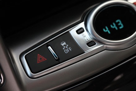 Chevrolet Captiva 2014 - Xác lập lối riêng... - 7 Captiva trở lại – Có gì để tự tin?