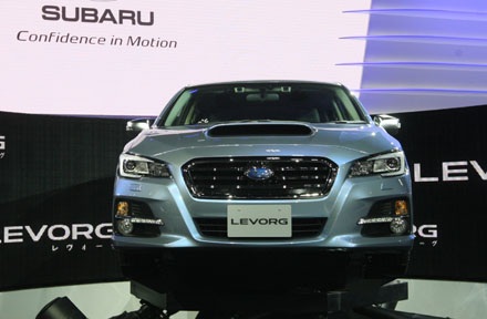 Subaru công bố giá bán Levorg Estate - 7 Như Phúc