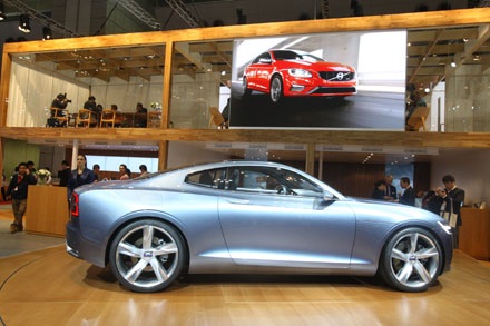 Volvo Coupé concept sự ngạc nhiên đến từ Bắc Âu - 6 Dưới
sự chỉ đạo trực tiếp của thiết kế trưởng Volvo