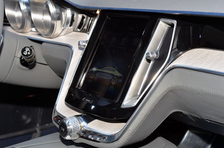 Volvo Coupé concept sự ngạc nhiên đến từ Bắc Âu - 12 Dưới
sự chỉ đạo trực tiếp của thiết kế trưởng Volvo