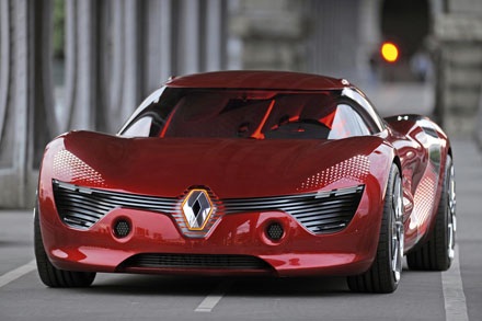 Renault Dezir – Ai bảo xe Pháp cổ hủ??? - 1 Renault Dezir – Ai bảo xe Pháp cổ hủ???