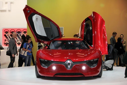 Renault Dezir – Ai bảo xe Pháp cổ hủ??? - 7 Renault Dezir – Ai bảo xe Pháp cổ hủ???