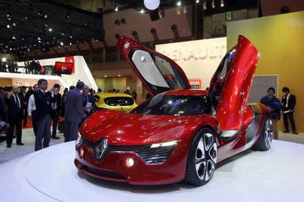 Renault Dezir – Ai bảo xe Pháp cổ hủ??? - 9 Renault Dezir – Ai bảo xe Pháp cổ hủ???