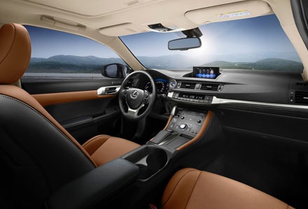 Toyota tung phiên bản Lexus GS 300h mới ở châu Âu - 9 Theo