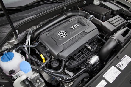 Volkswagen công bố giá bán chiếc Passat Sport 2014 - 4 Passat Sport 2014 sẽ được Volkswagen cho ra mắt tại triển lãm Detroit Motor
Show tới đây.