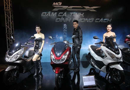 Honda Việt Nam ra mắt PCX mới - 3 Honda Việt Nam ra mắt PCX mới