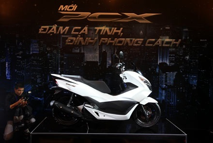 Honda Việt Nam ra mắt PCX mới - 4 Honda Việt Nam ra mắt PCX mới