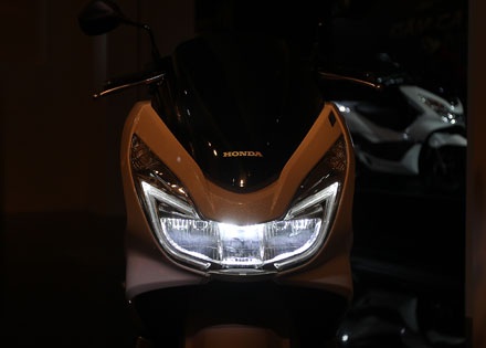 Honda Việt Nam ra mắt PCX mới - 7 Honda Việt Nam ra mắt PCX mới