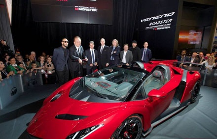 Lamborghini Veneno Roadster tái xuất với Monster Audio tại CES 2014 - 1 Lamborghini Veneno Roadster tái xuất với Monster Audio tại CES 2014