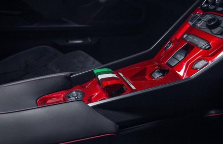 Lamborghini Veneno Roadster tái xuất với Monster Audio tại CES 2014 - 6 Lamborghini Veneno Roadster tái xuất với Monster Audio tại CES 2014