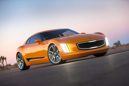 KIA chính thức trình làng GT4 Stinger Concept - 11 KIA chính thức trình làng GT4 Stinger Concept
