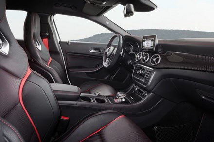 Nâng cấp mới dành cho Mercedes- Benz GLA 45 AMG - 4 Nâng cấp mới dành cho Mercedes- Benz GLA 45 AMG
