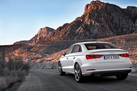 Audi A3 sedan 2.0 TSI có giá từ 29.900 USD - 1 Download trọn bộ hình nền độ phân giải cao phiên bản sedan
Audi A3 thế hệ mới