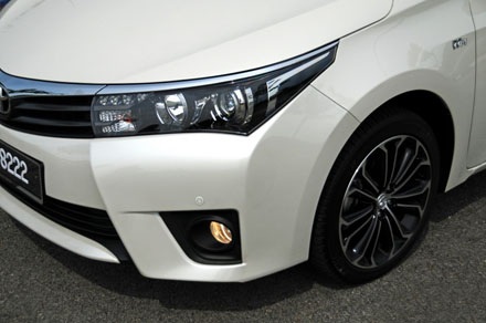 Toyota Corolla Altis 2014 chính thức ra mắt tại Malaysia - 7 Về
thiết kế ngoại thất,
