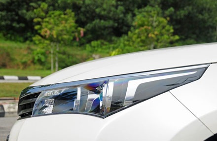 Toyota Corolla Altis 2014 chính thức ra mắt tại Malaysia - 8 Về
thiết kế ngoại thất,