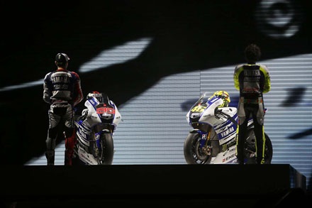 Yamaha ra mắt xe đua cho mùa giải MotoGP mới - 13 Yamaha ra mắt xe đua cho mùa giả MotoGP mới