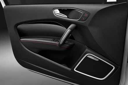 Audi ra mắt S1 tại Geneva Motor Show? - 12 Hội An