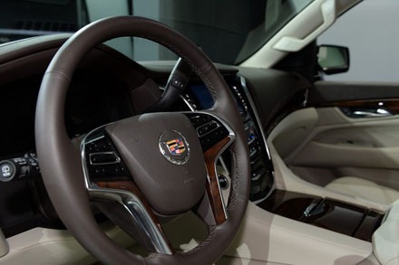 Cadillac Escalade 2015 có giá từ 72.690 USD - 10 Download
trọn bộ hình nền độ phân giải cao phiên bản Cadillac Escalade cho năm 2015
