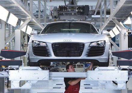 Audi R8 V10 được hoàn thiện như thế nào? - 7 Có bao nhiêu bước để có một chiếc Audi R8 V10 hoàn thiện?