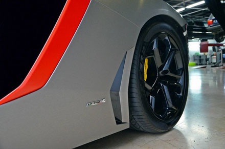 Lamborghini Aventador qua tay nhà độ Cohen & Cunild - 3 Lamborghini Aventador qua tay nhà độ Cohen & Cunild