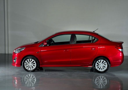 Mitsubishi Mirage sedan chính thức xuất hiện - 2 Hội An