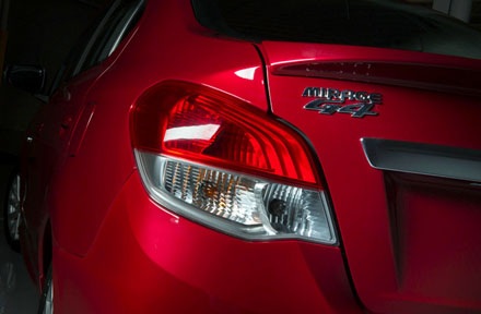 Mitsubishi Mirage sedan chính thức xuất hiện - 5 Hội An