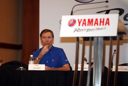 Chiêm ngưỡng chiếc xe đua MotoGP của Yamaha cùng Rossi và Lorenzo tại Sepang - 4 Tìm hiểu chiếc xe đua MotoGP của Yamaha cùng Rossi và Lorenzo tại Sepang