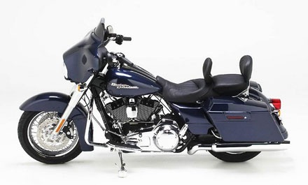 Harley-Davidson FLH với bộ “yên cương” mới - 4 Phạm Trung Đức