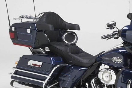 Harley-Davidson FLH với bộ “yên cương” mới - 2 Phạm Trung Đức