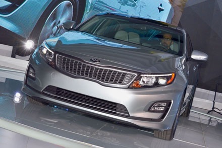 KIA Optima Hybrid 2014 xuất hiện tại Mỹ - 1 KIA Optima Hybrid 2014 xuất hiện tại Mỹ