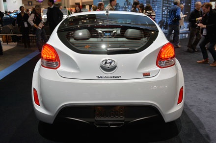 Hyundai Veloster RE: FLEX Edition làm duyên với người Mỹ - 11 Hội An
