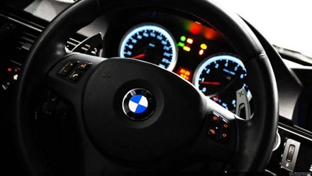 Phiên bản BMW M3 xám băng của MM- Performance.pl - 7 Download
trọn bộ hình nền độ phân giải cao phiên bản BMW M3 xám băng của MM-
Performance.pl