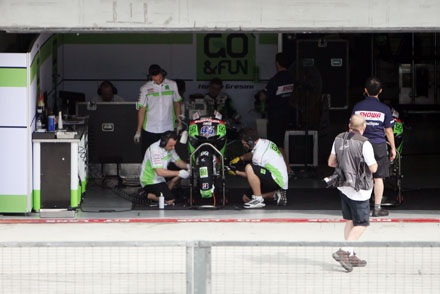 "Honda RCV1000R thực sự không dễ điều khiển" - 2 Trong mùa giải MotoGP 2014 sẽ có 4 chiếc