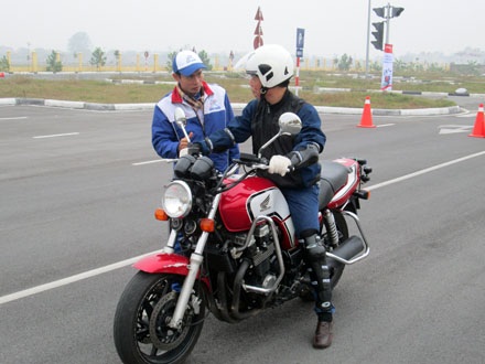 Honda Việt Nam hỗ trợ đào tạo cho các cán bộ Sở GTVT toàn quốc - 1 Honda Việt Nam hỗ trợ đào tạo cho các cán bộ Sở GTVT toàn quốc