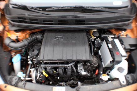 Hyundai Grand i10 – Nhỏ nhưng được việc... - 13 Như Phúc - Thanh Phúc
