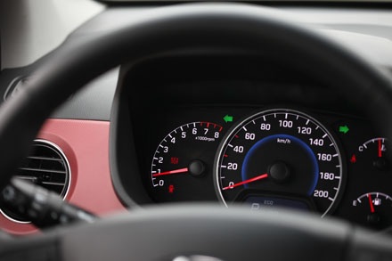 Hyundai Grand i10 – Nhỏ nhưng được việc... - 28 Như Phúc - Thanh Phúc