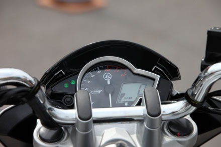 Yamaha FZ150i có giá bán 67,5 triệu đồng - 7 Yamaha FZ150i có giá bán 67,9 triệu đồng