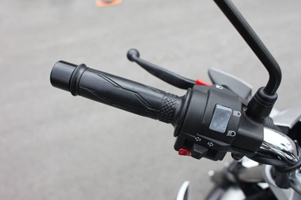 Yamaha FZ150i có giá bán 67,5 triệu đồng - 9 Yamaha FZ150i có giá bán 67,9 triệu đồng