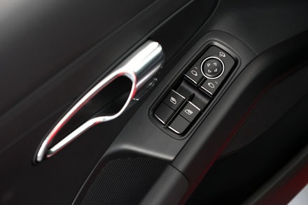 Boxster – Em út nhà Porsche tại Việt Nam - 24 Boxster – Em út nhà Porsche tại Việt Nam