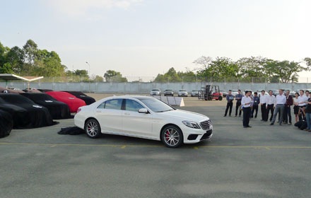 Mercedes-Benz phổ cập S-class? - 3 Mẫu